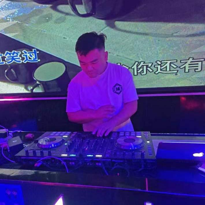 爱美食的凯凯