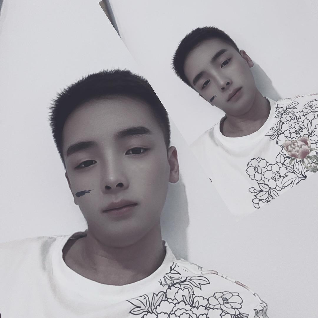 @李同学