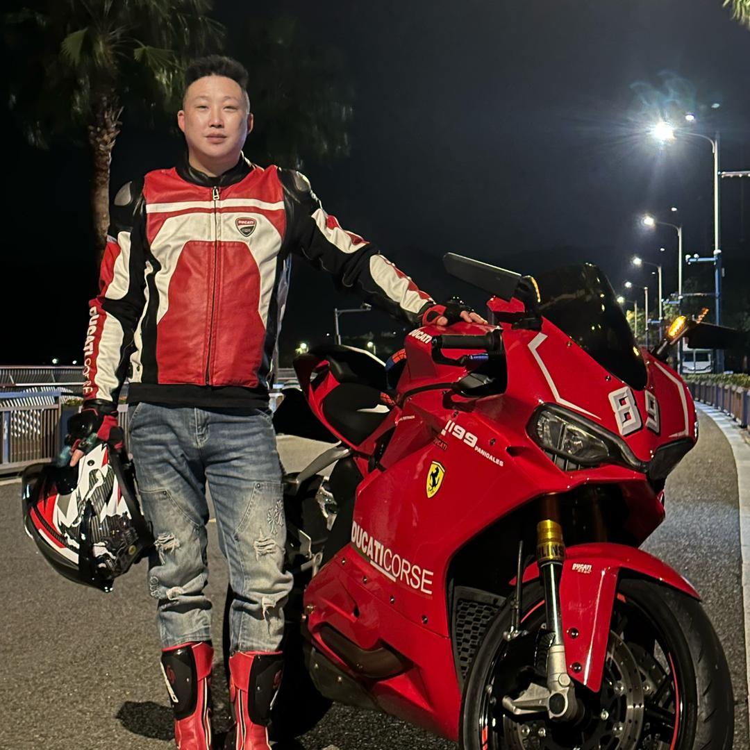 路路『SuperMan』