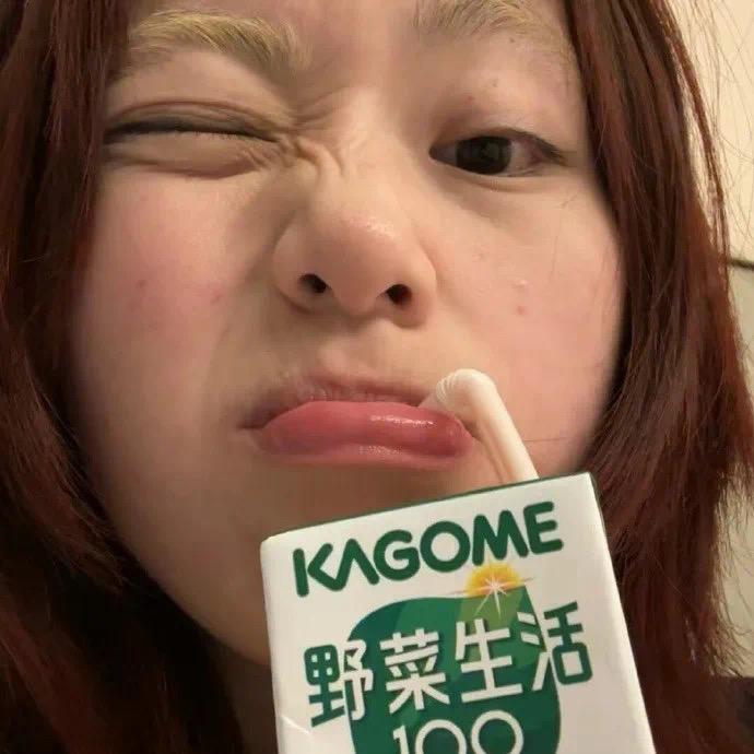 小雪爱看雪