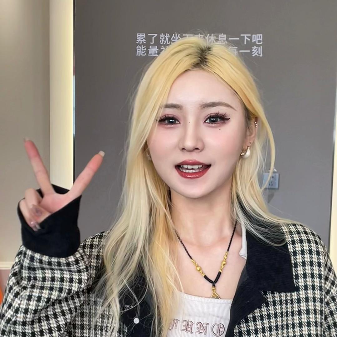 阿婷 新疆全屋定制工厂