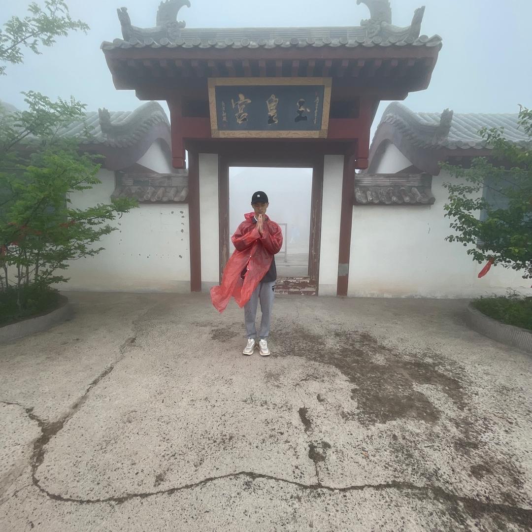 呼泰成