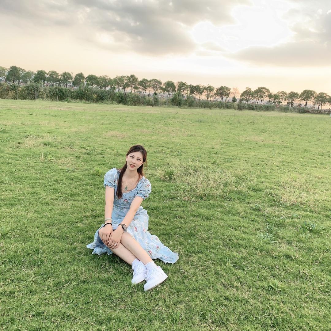 ZSZQ·两个黄鹂(九原区店)