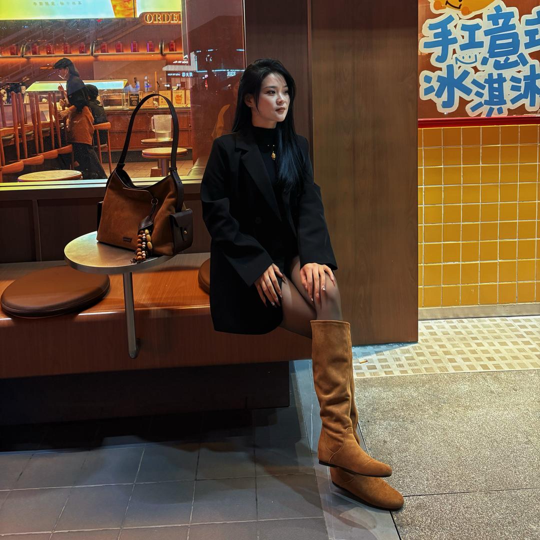 “你的女孩亚娟”