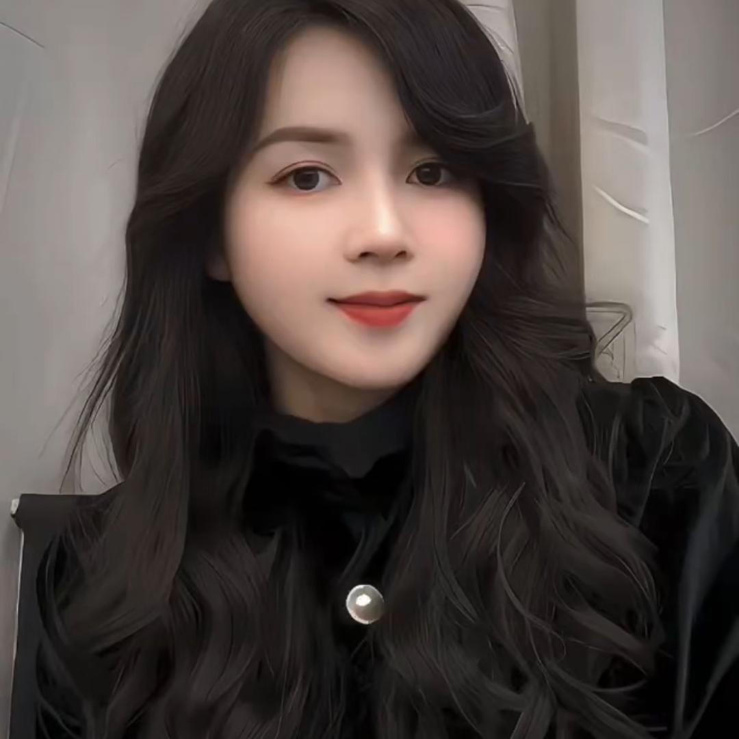 静静💋