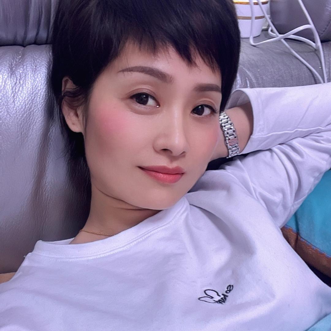 YX