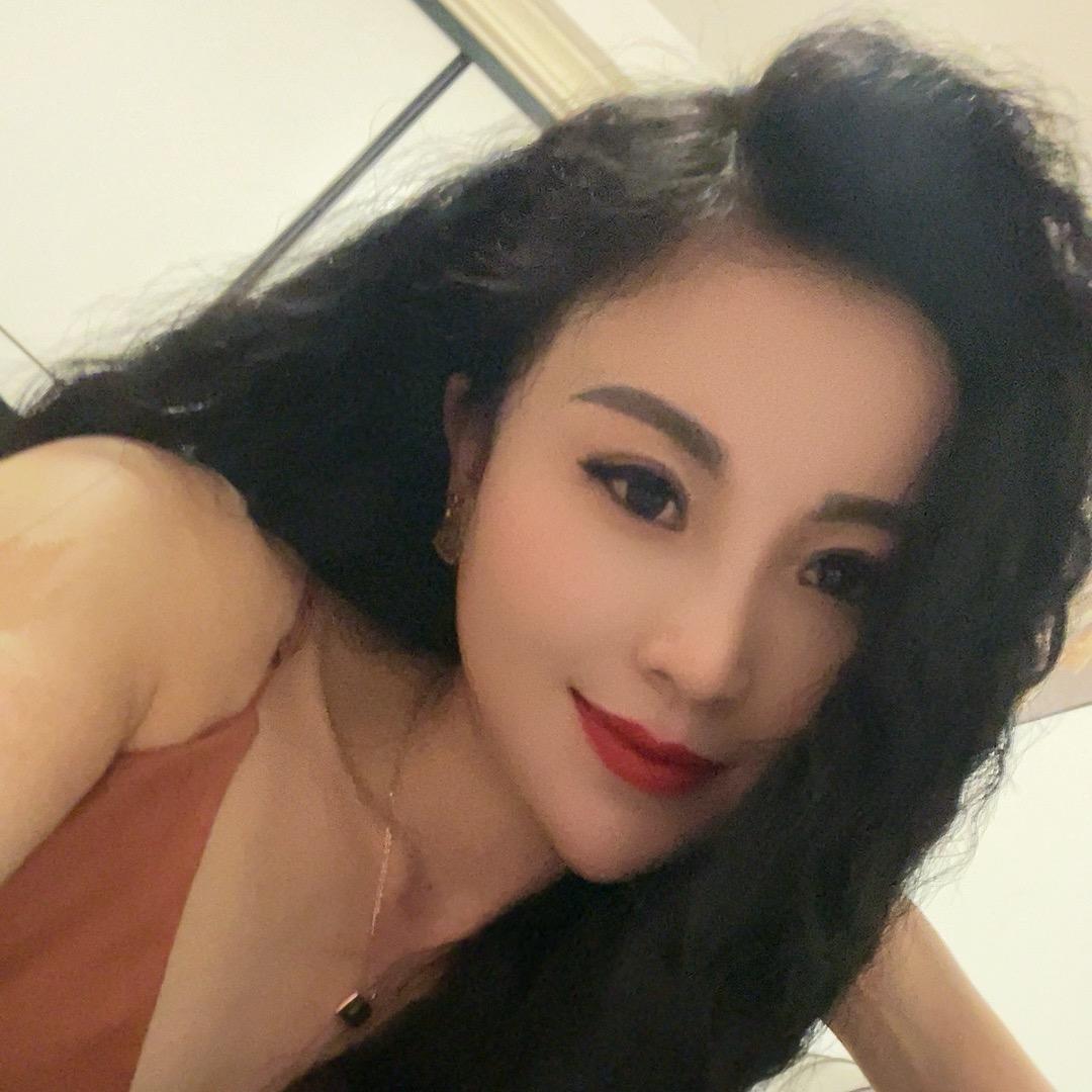 MiSS张小姐👠👠👠🌺🌺