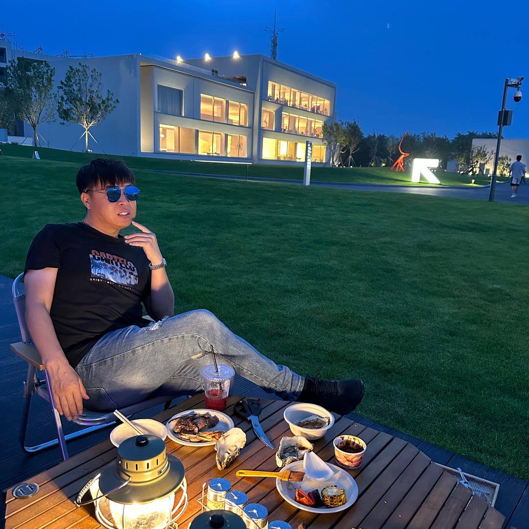 爱旅行的七哥