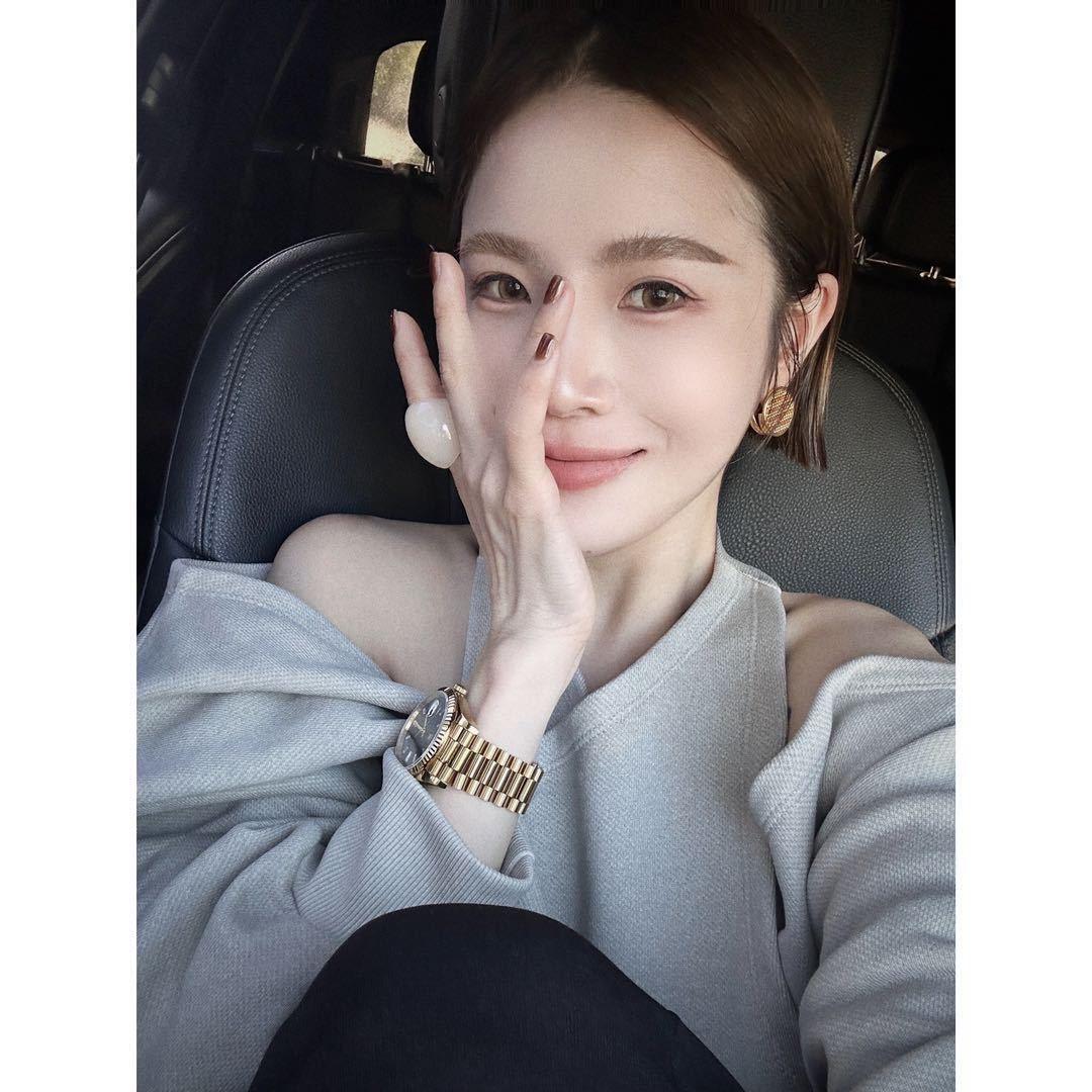 邱小小丽呀穿搭分享