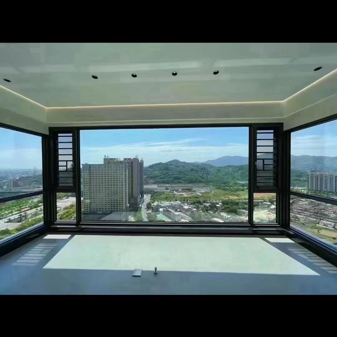 东辉静音门窗   阳光房