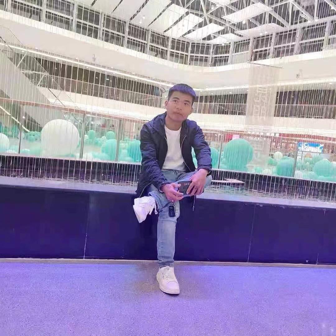 @不可一世的男人。