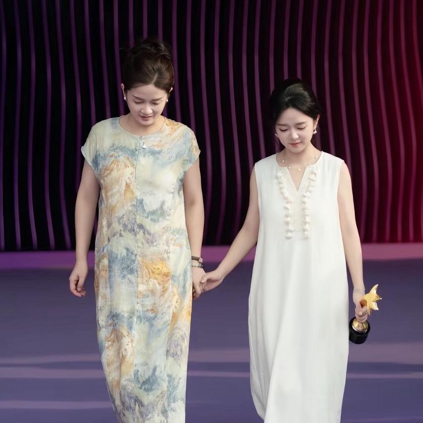 裘美丽（时尚姐妹花）