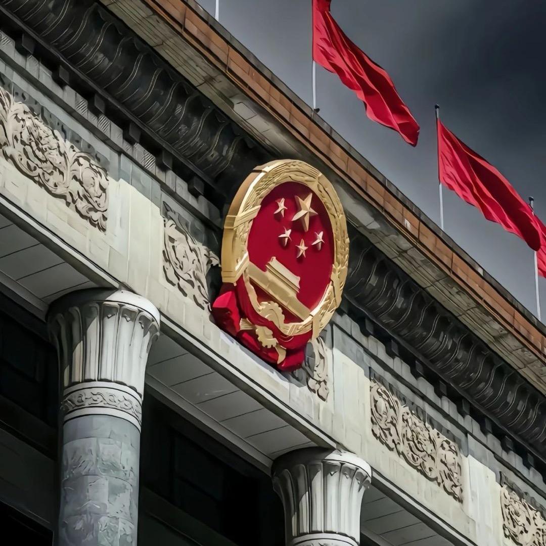华丽背后难掩的忧伤