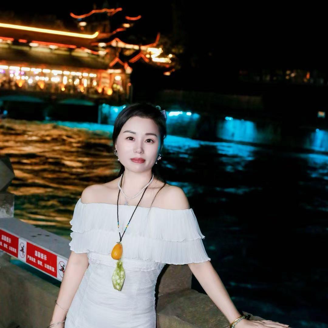 ꧁༺不败菇凉༻꧂
