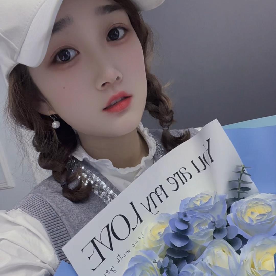 夏姐姐吖