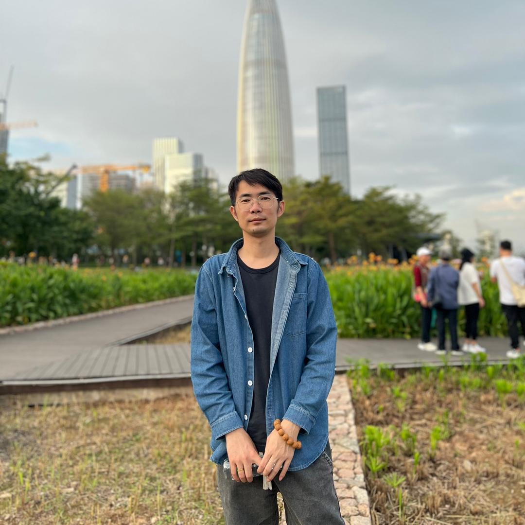 小秋是深圳家长