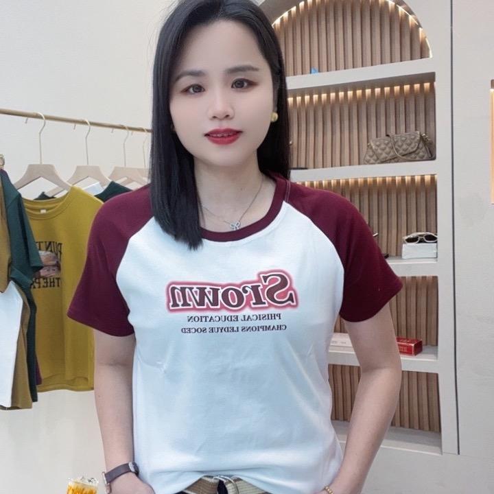 海口小菲女装批发二号店