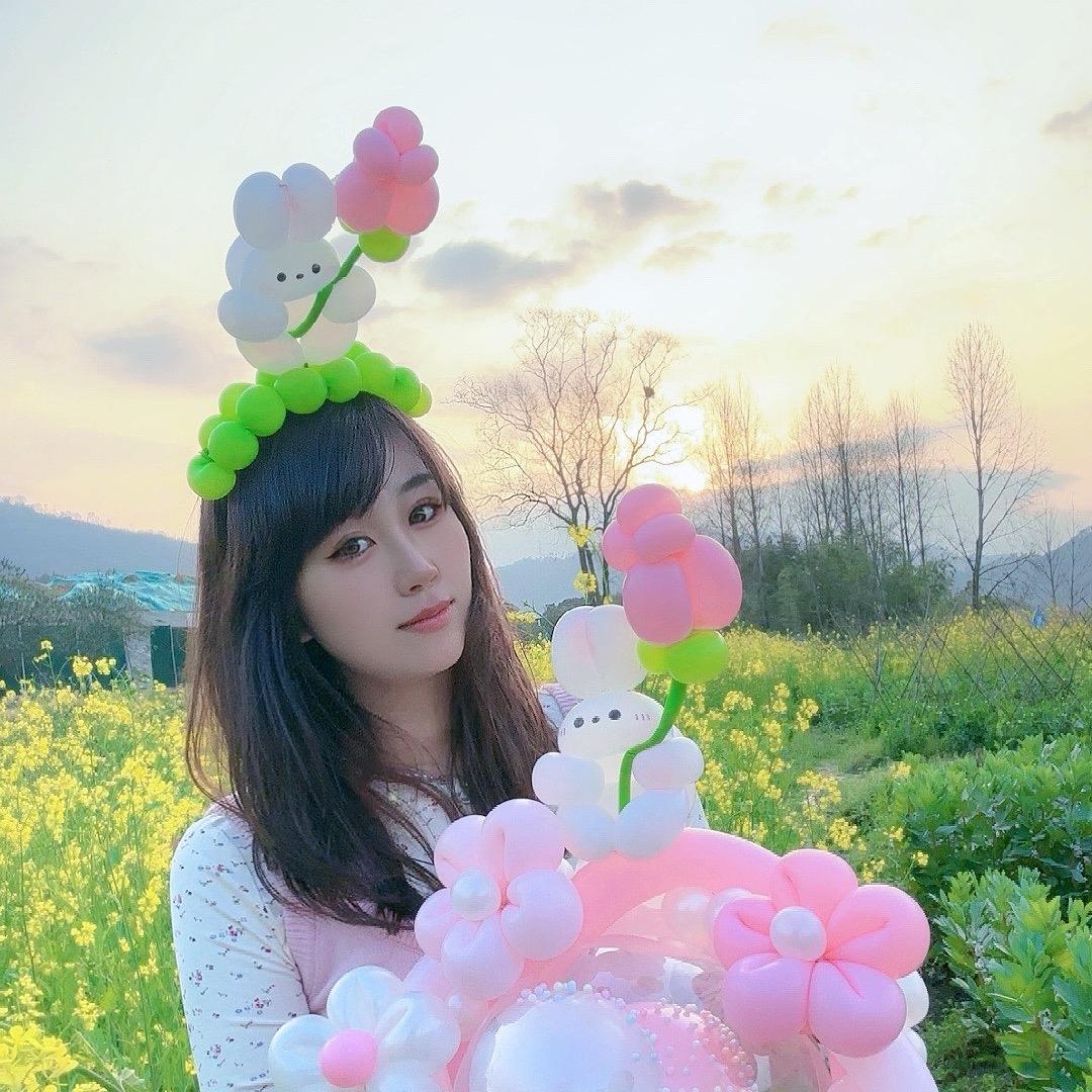 小杨爱气球
