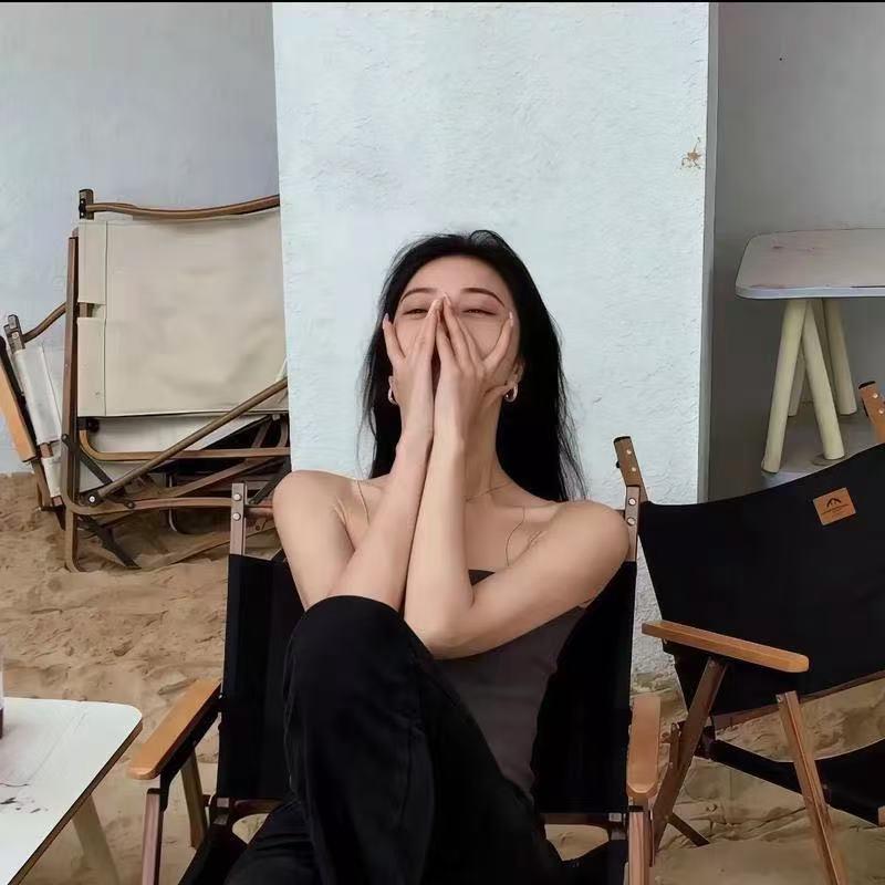 涵红-梵克珠宝