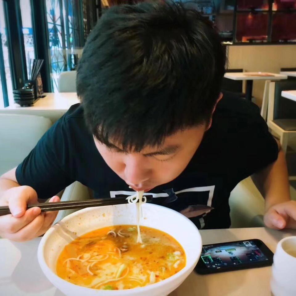 杨栩文