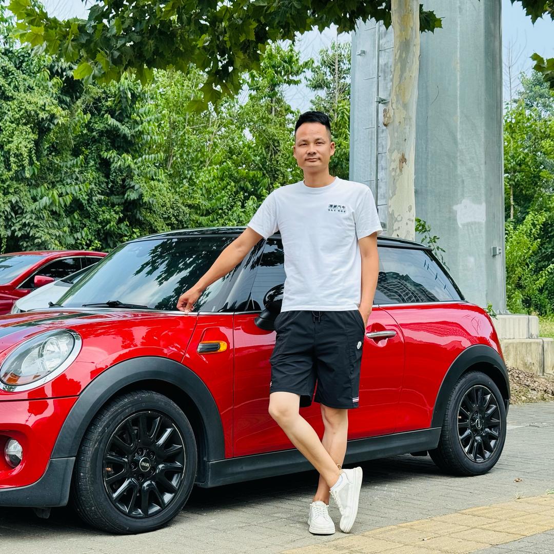 小蔡—潇湘精品二手车