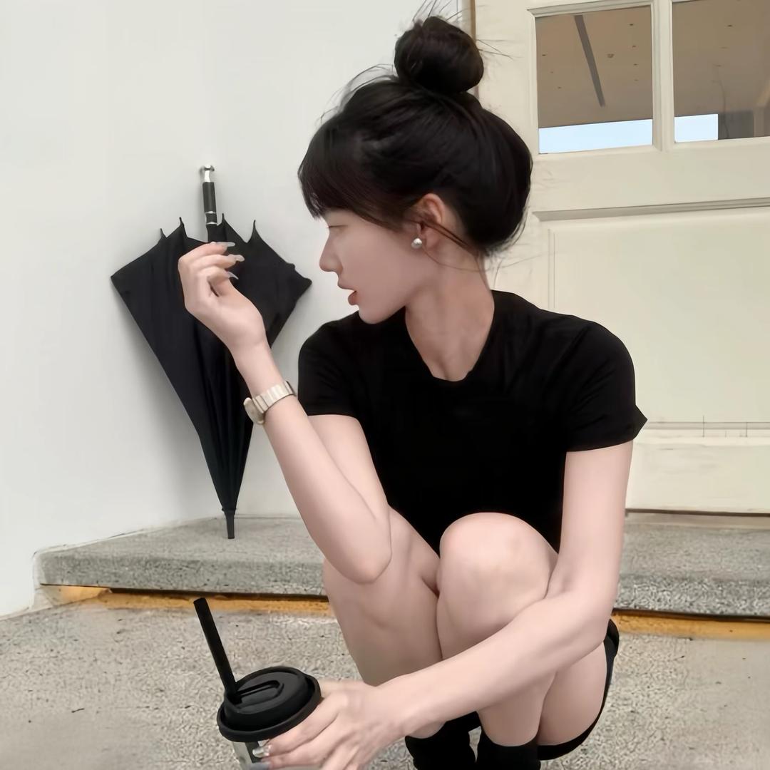 AY.