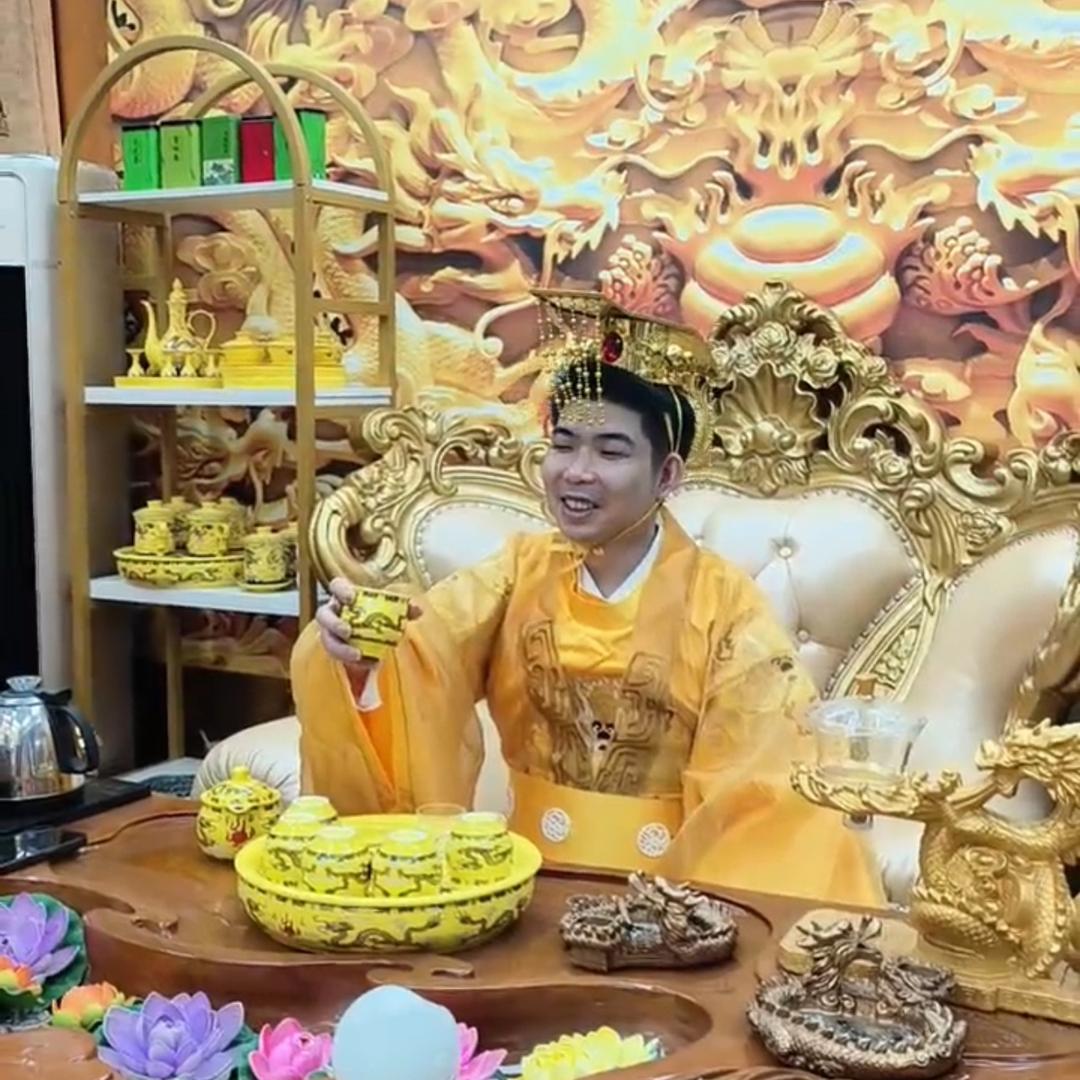 天才皇上美发大师笑谈人生