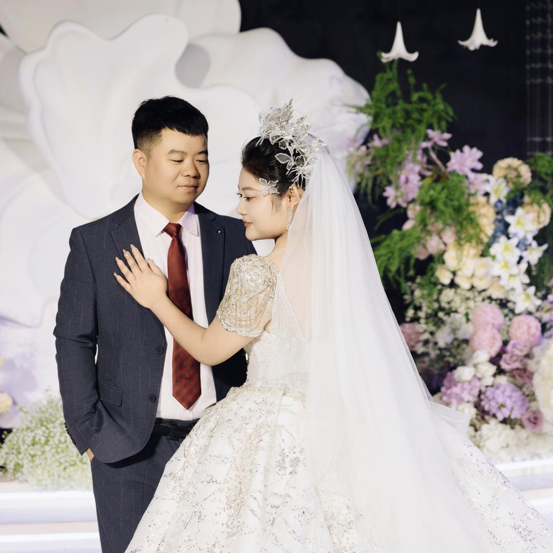 爱吃火锅