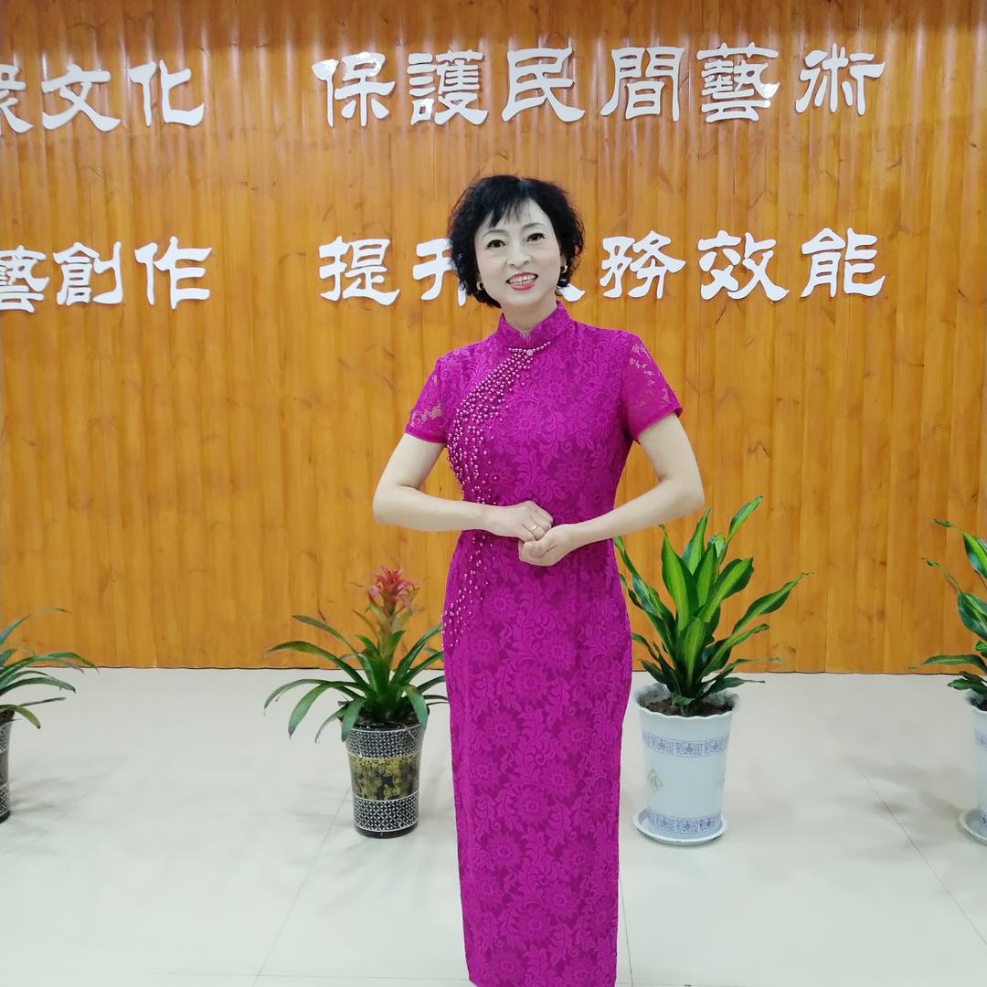 王芳