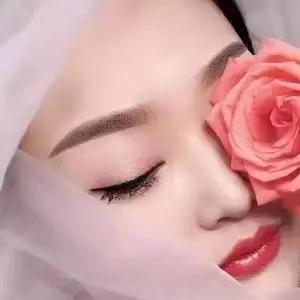 小七～城市移动纹绣美容师