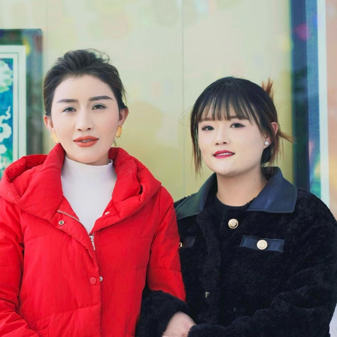 次拉（黑大姐团队）
