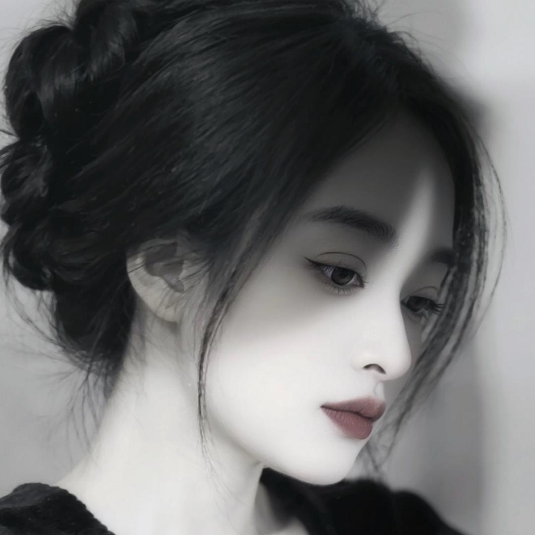 ঞ🍒Tiᵕanᥫᩣ 💞ঞ