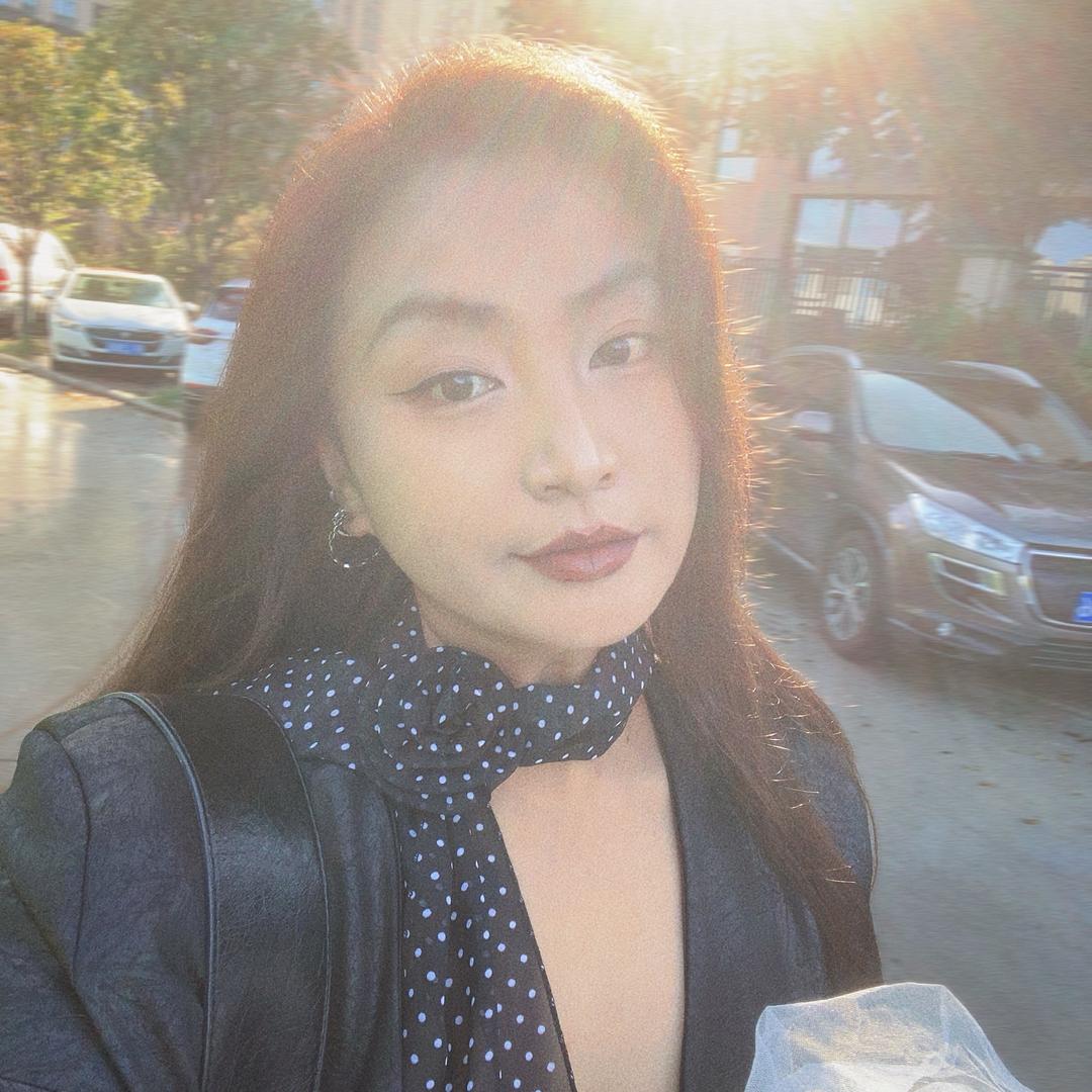 LaLa.