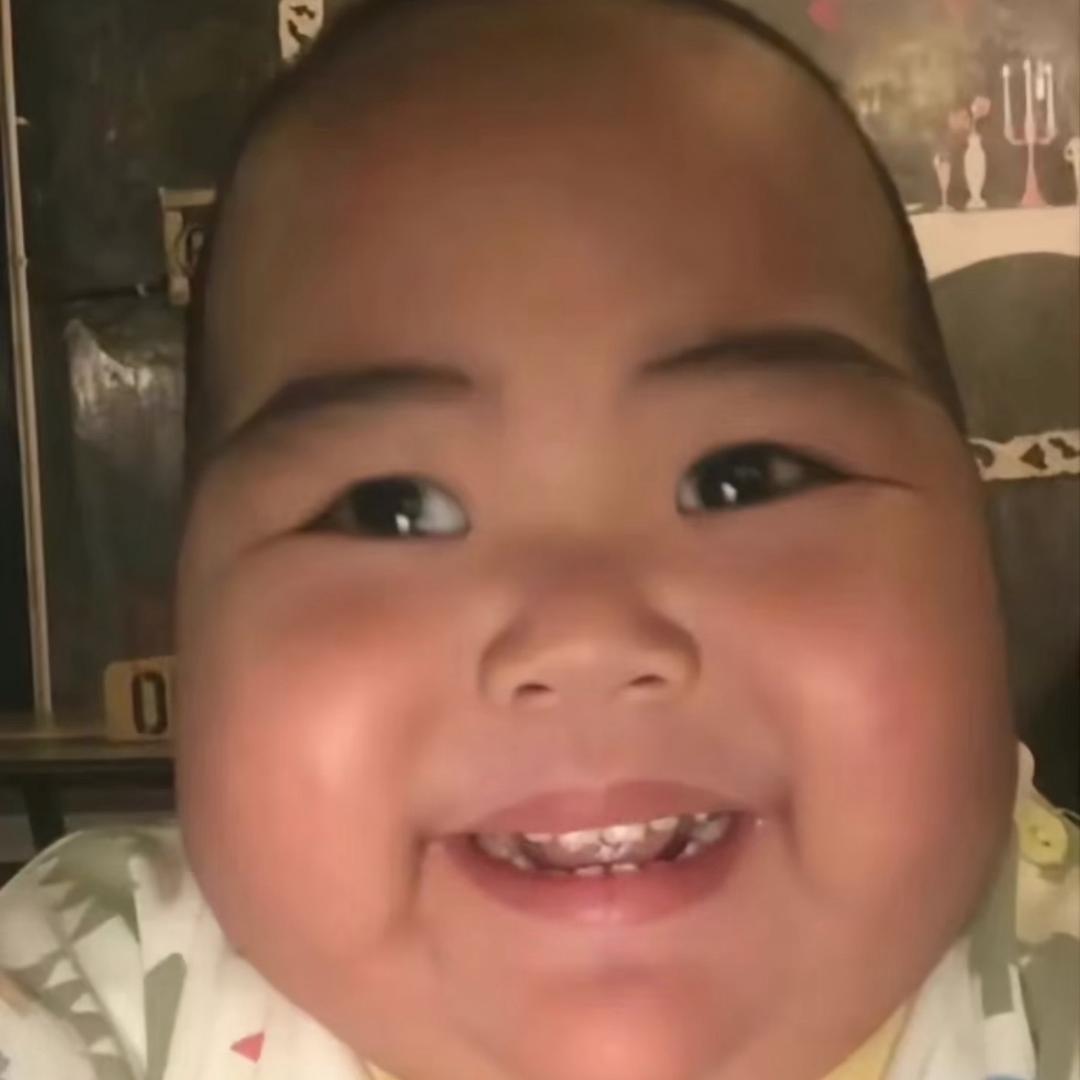 盈哥LIy
