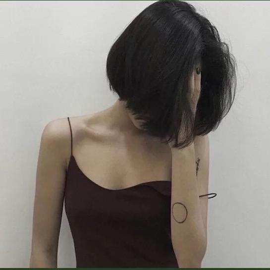 我不看月亮