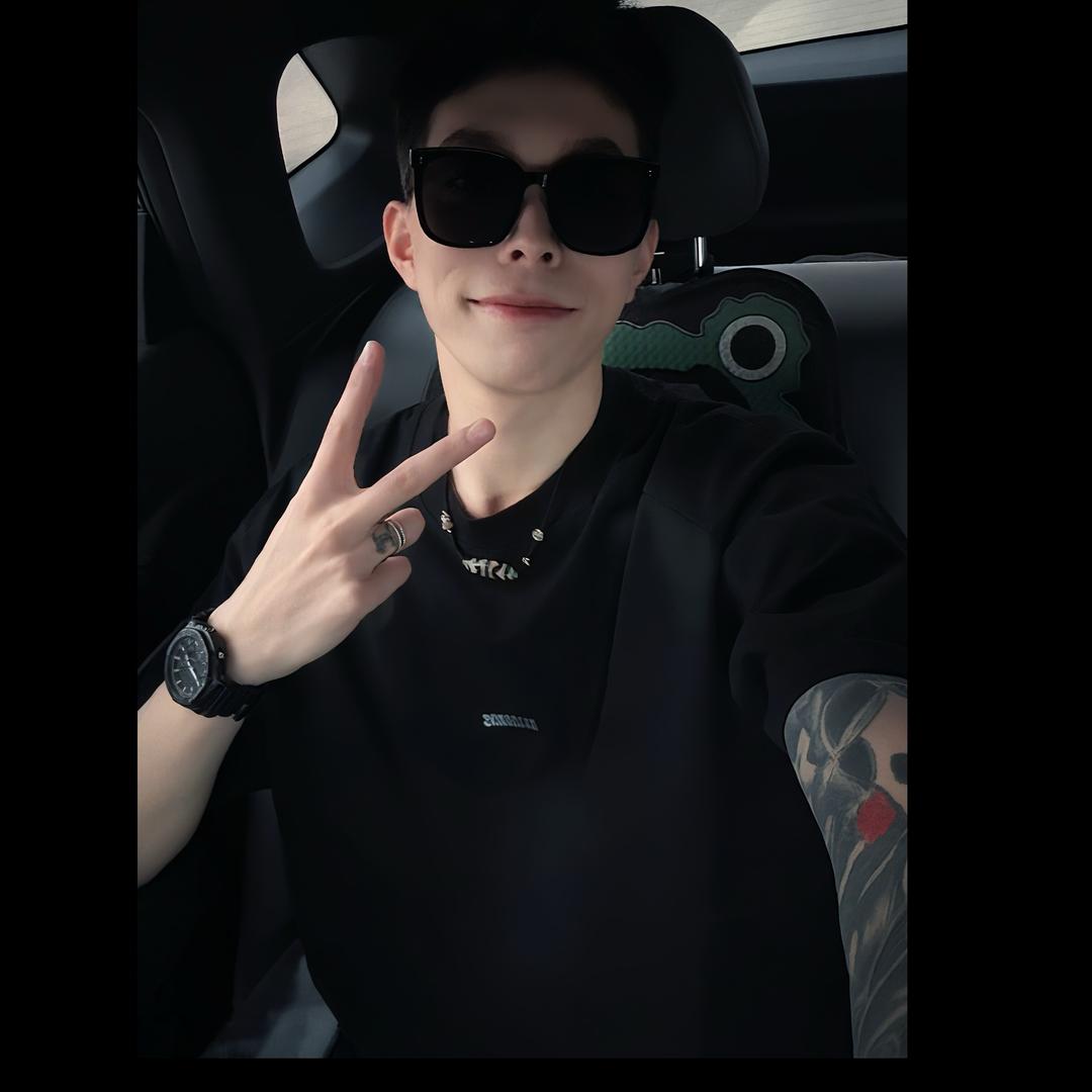 @何笑NSIST
