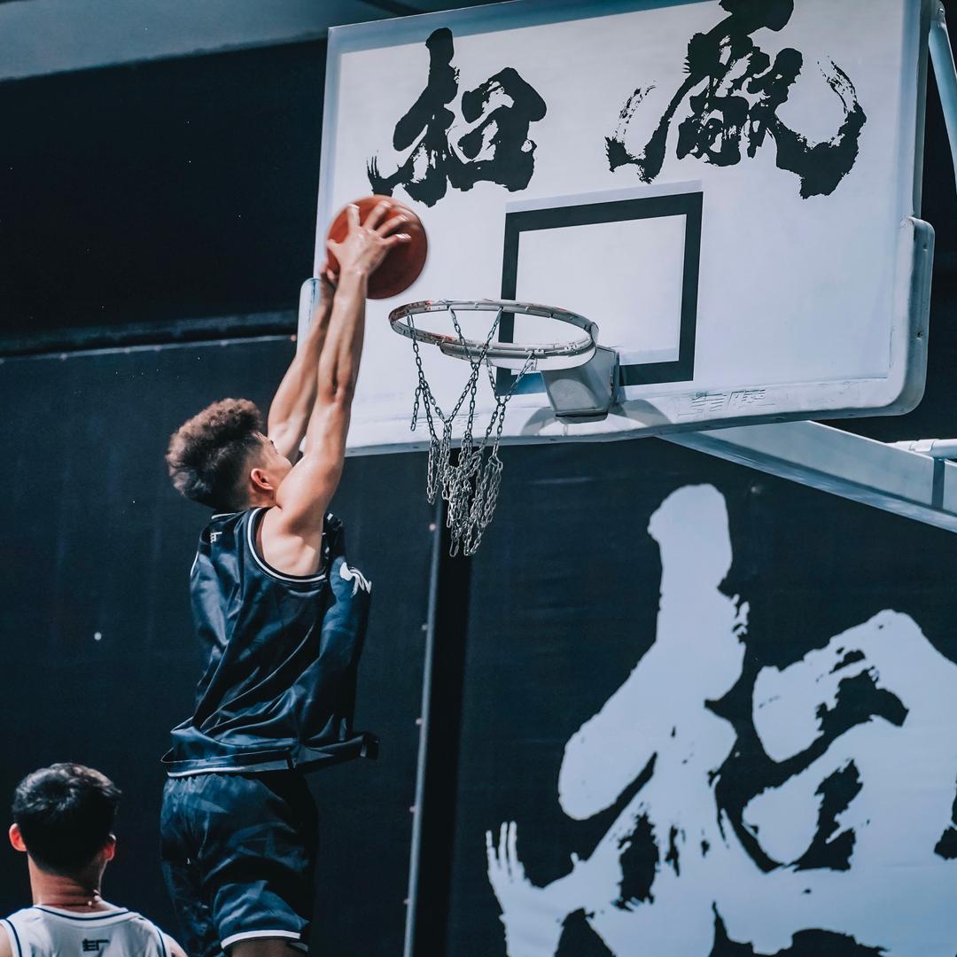 马泷杰