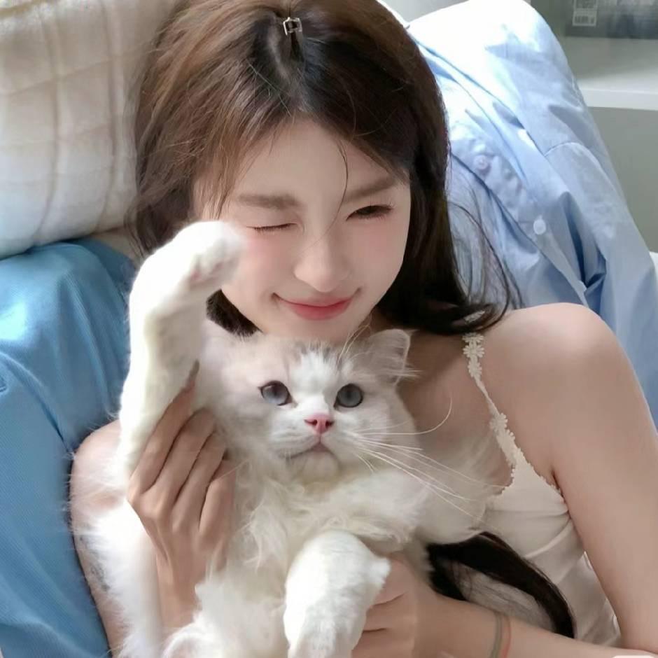 以七Yik-