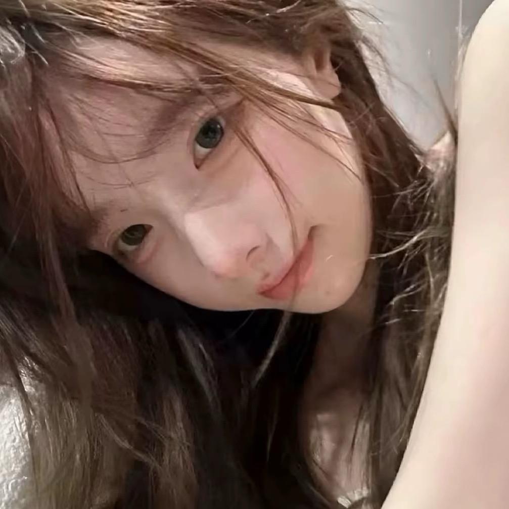 背后的小尾巴