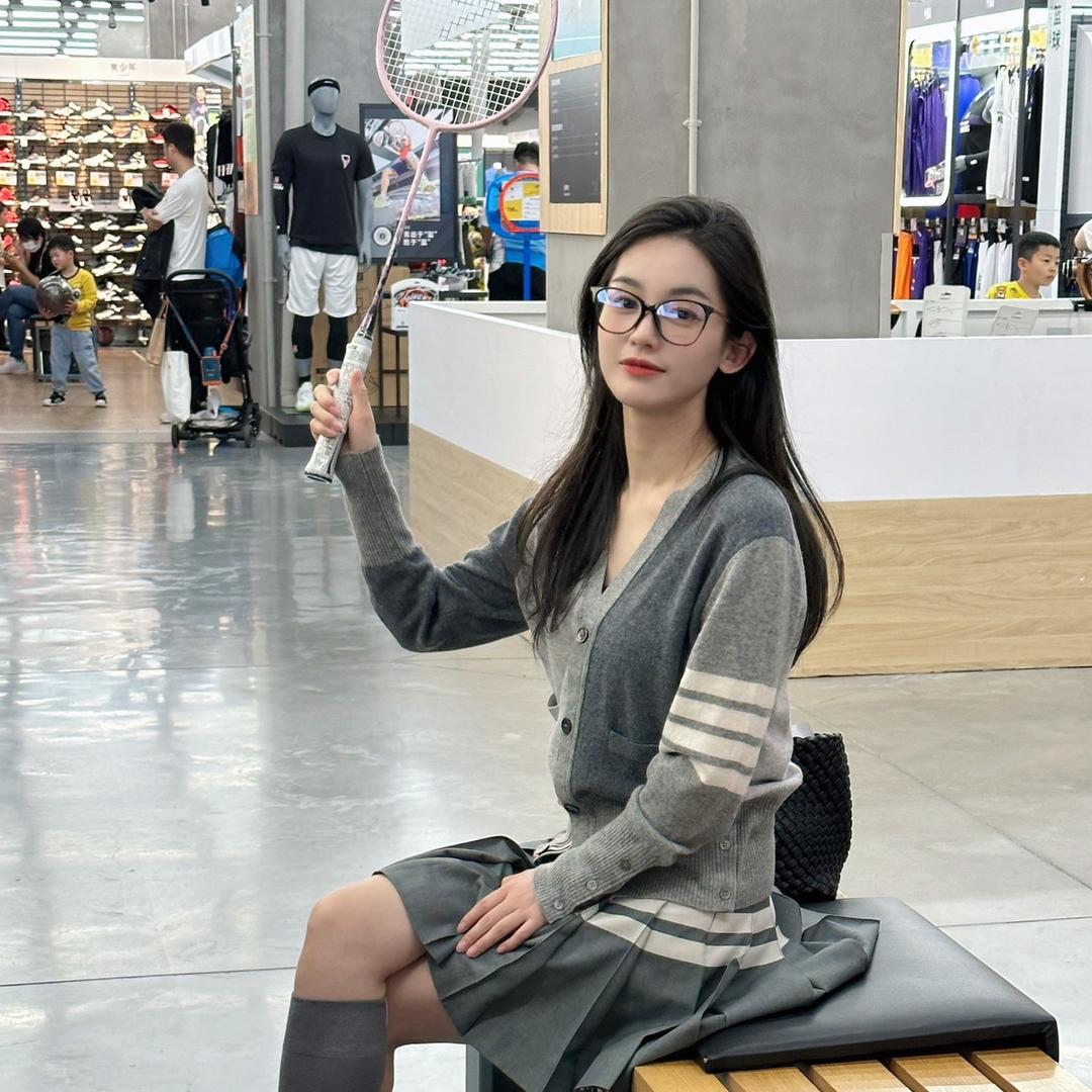 小鱼大牌服饰