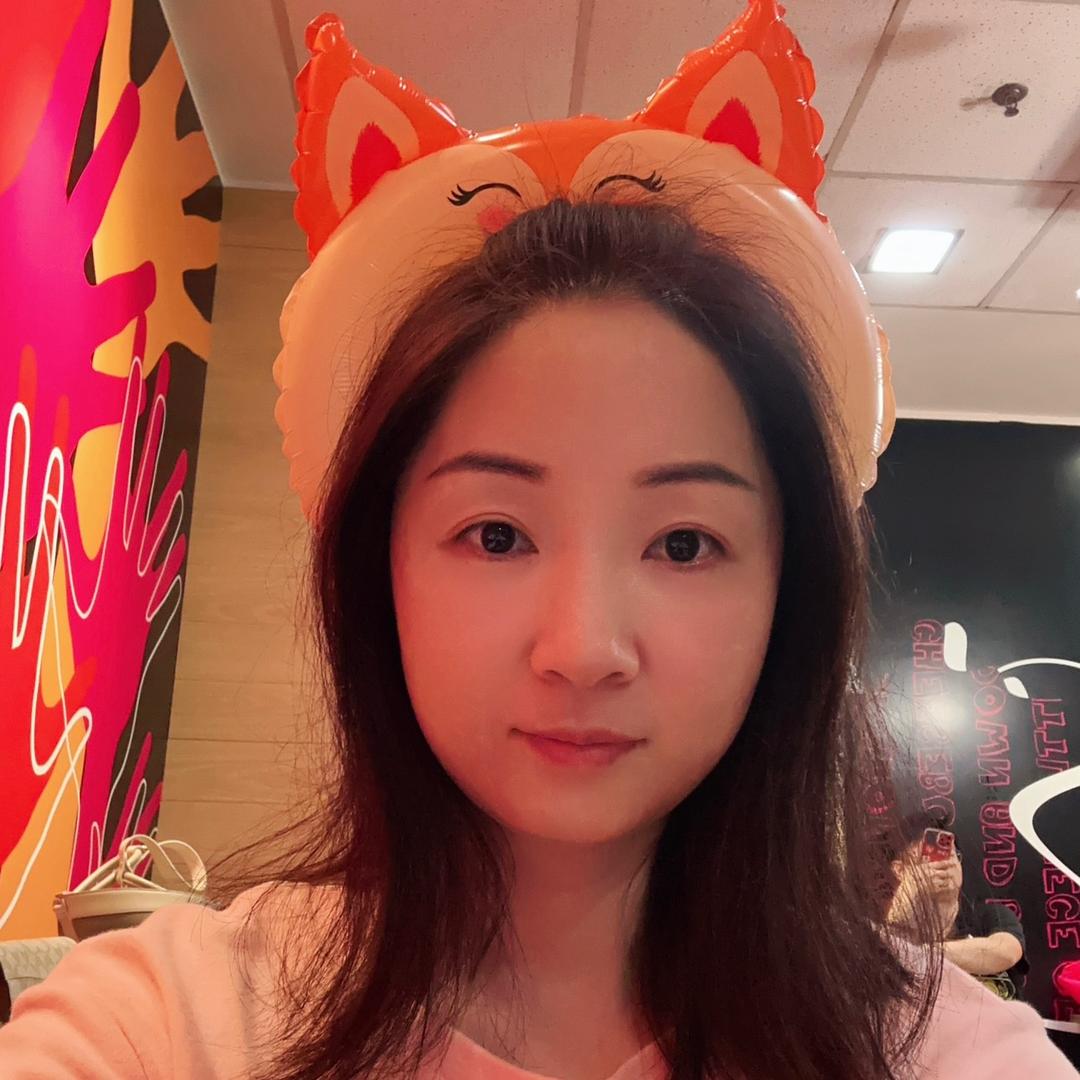 moom👑