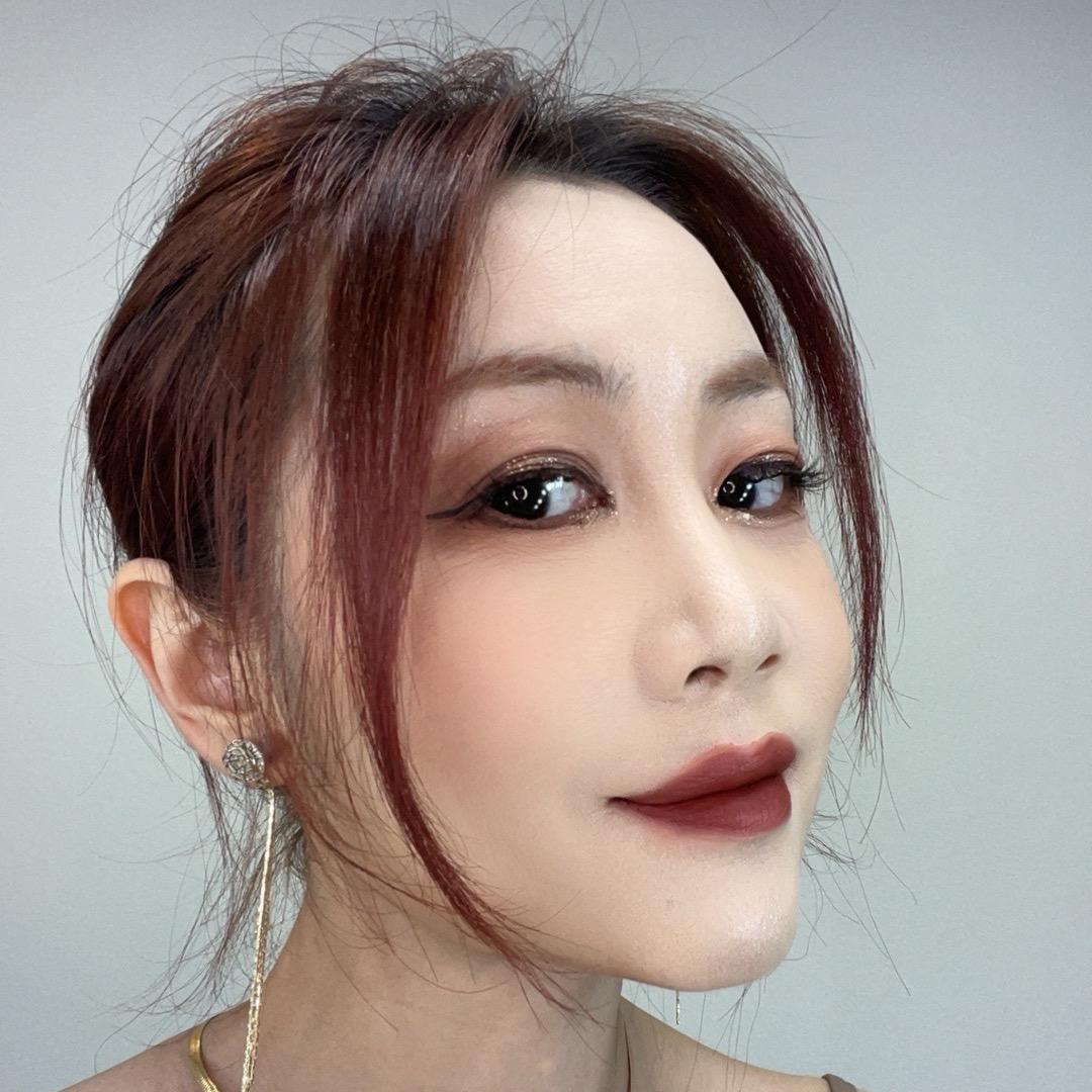 Lisa是TK英文主播