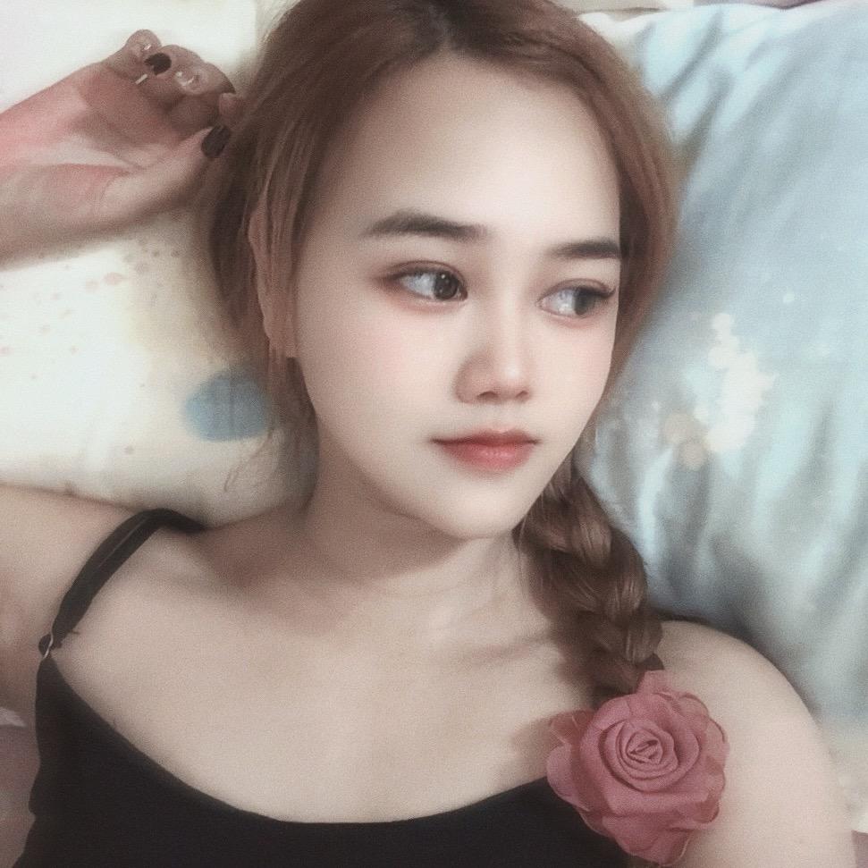 不爱吃葱的女孩💋