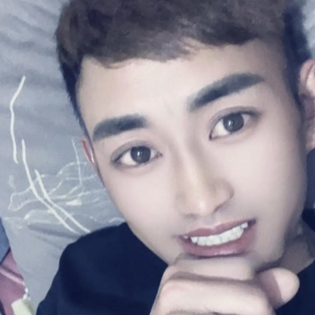 😌😌😌🚬不要迷恋哥。哥只是个传说