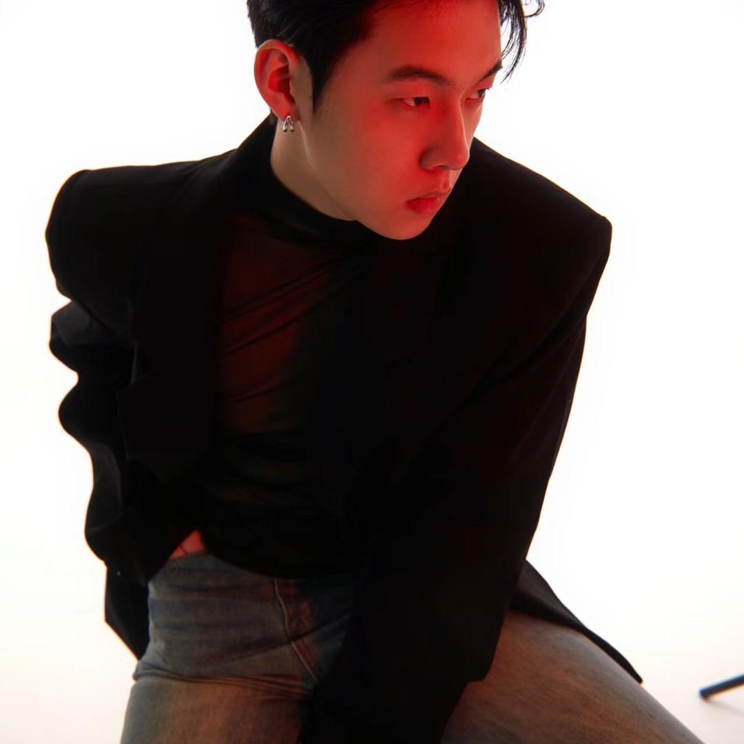 临高简呗造型美发店