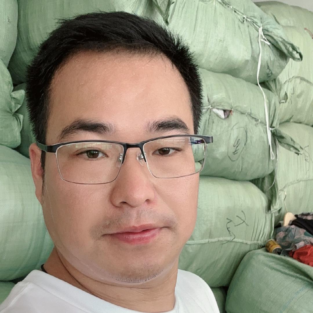 义乌麦德豪中老年装配货仓库