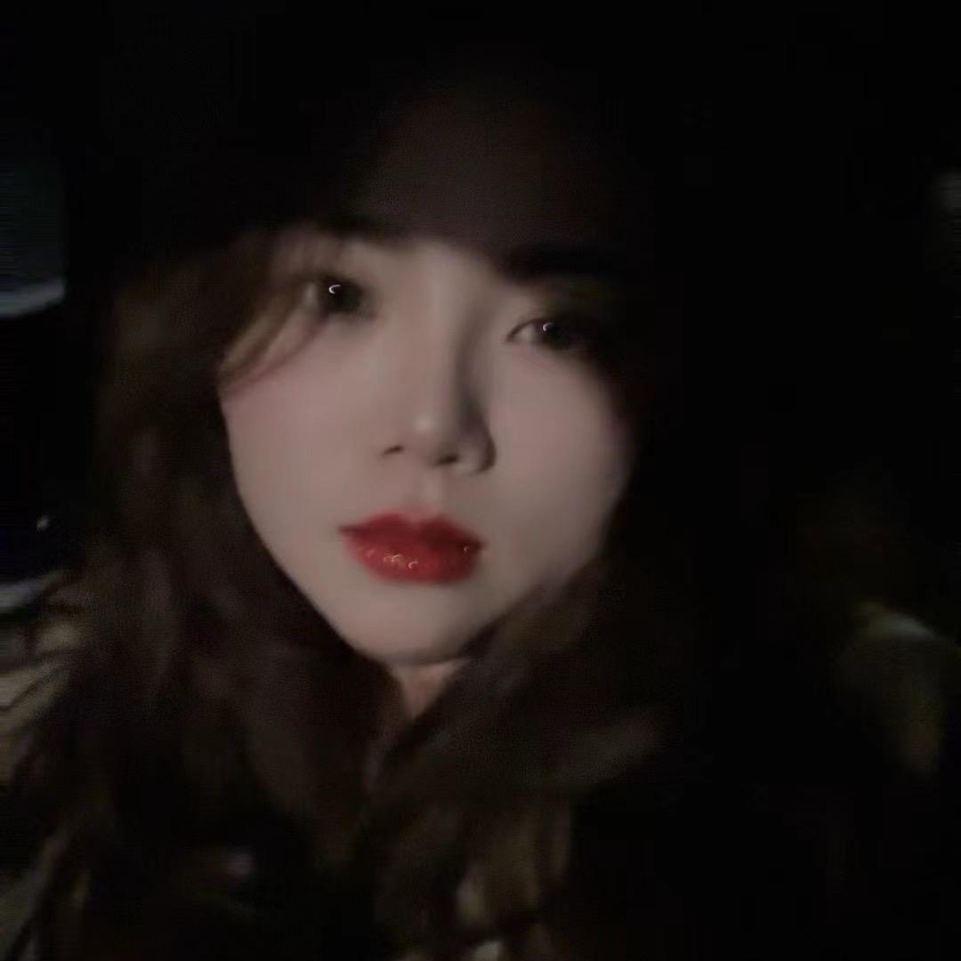 秃头少女的倔强