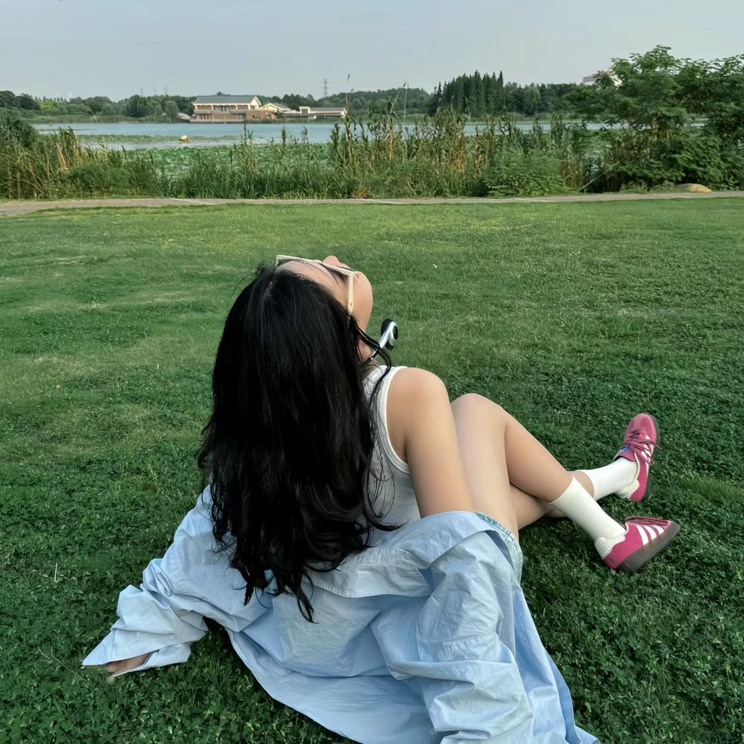莱米大牌运动～奕杉瑞锦服饰