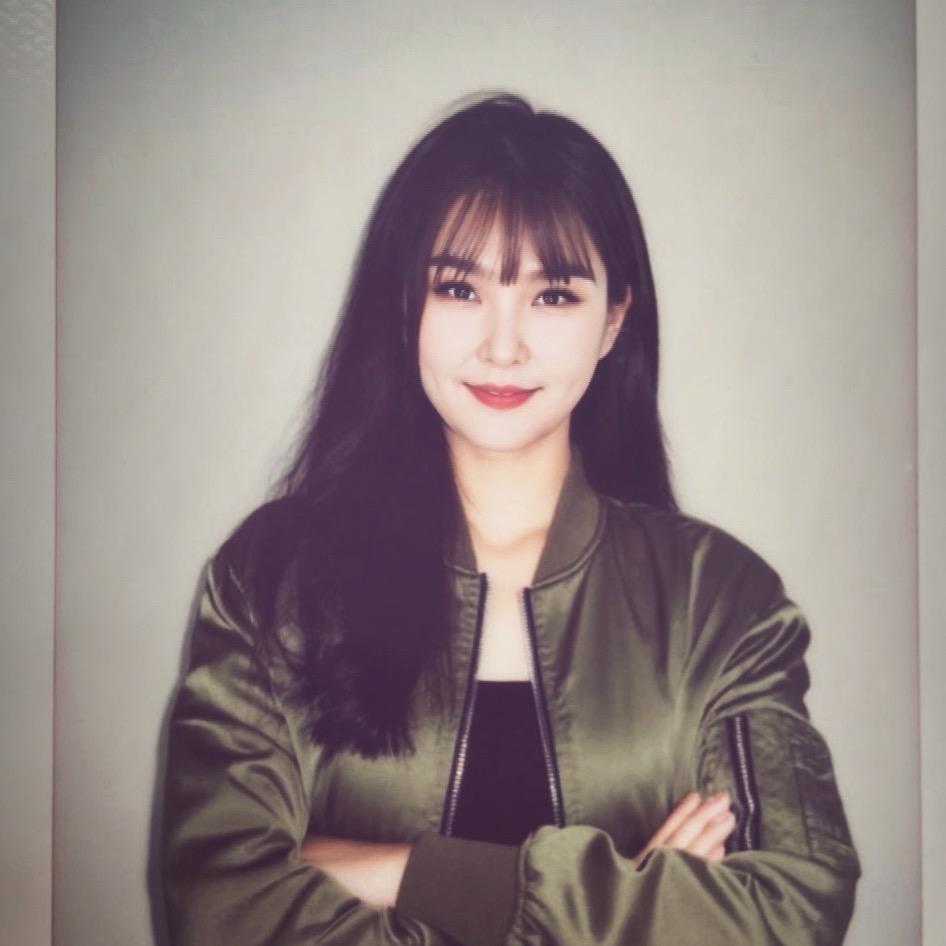 双下巴的兔兔吖