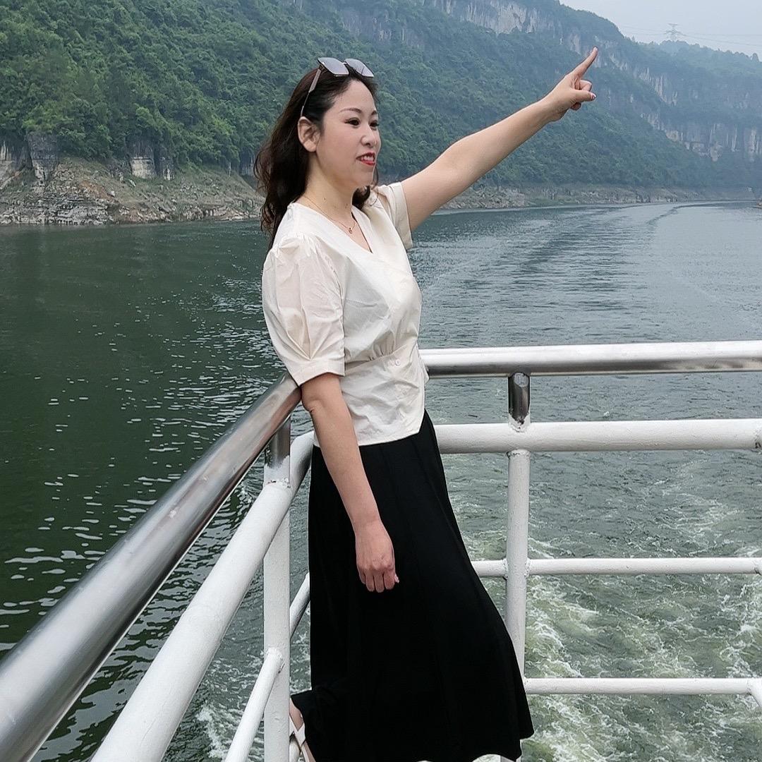 位邱凯幕狮